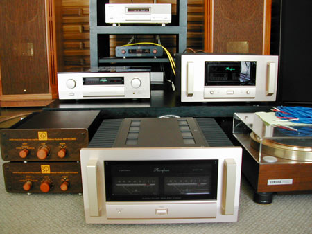 Accuphase